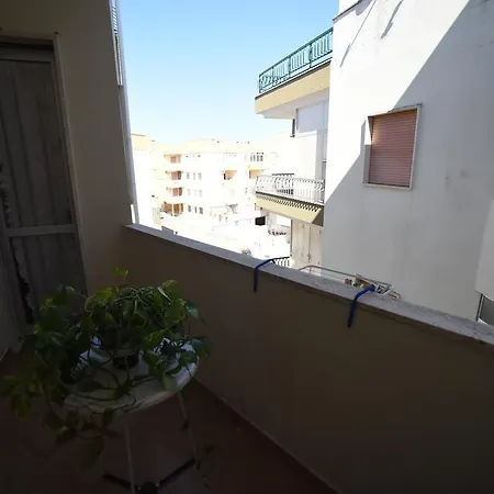 Via Volta Apartment *